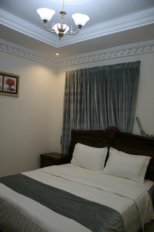 Economy hotel Thee Mar 3*